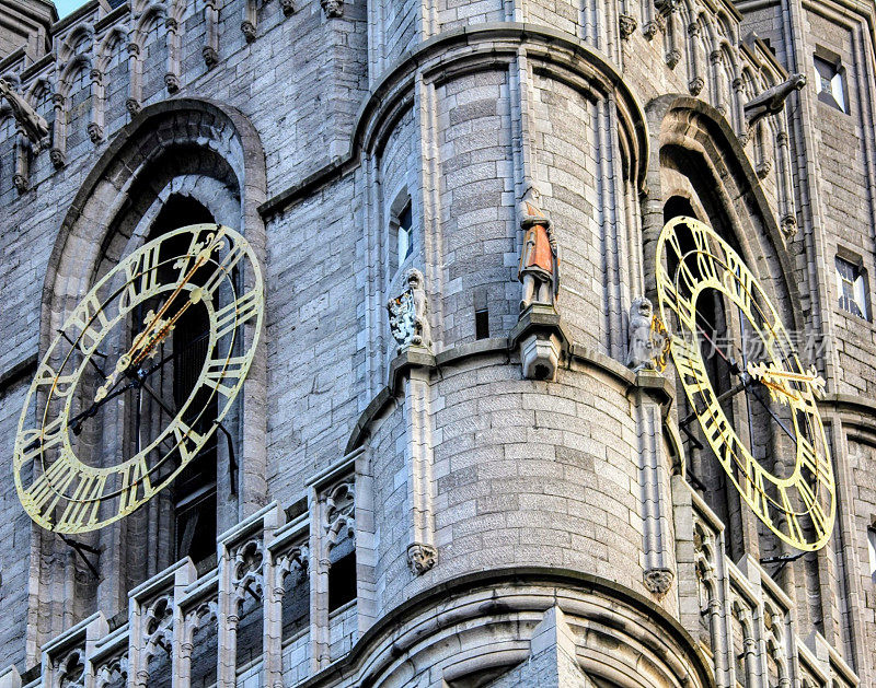 根特钟楼(荷兰语:Belfort van Gent)，比利时根特
